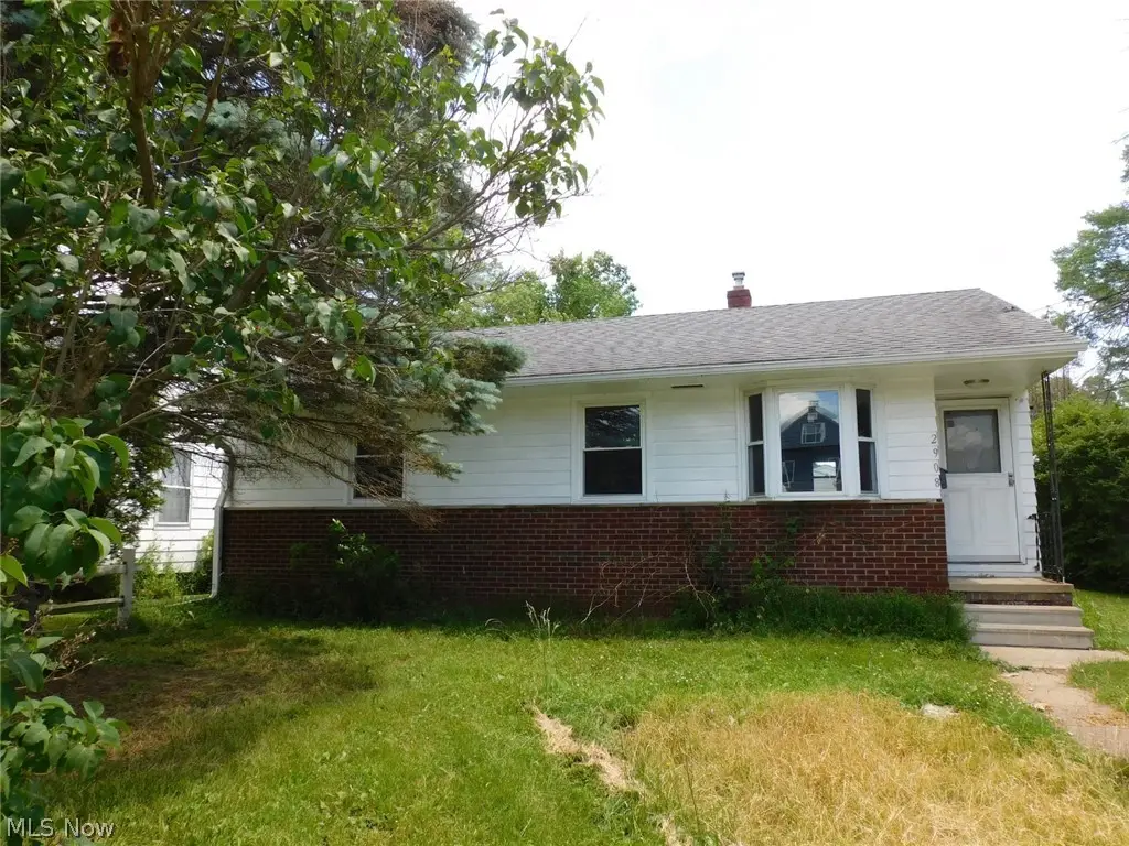 2908 Columbus Avenue, Ashtabula, OH 44004 - #1