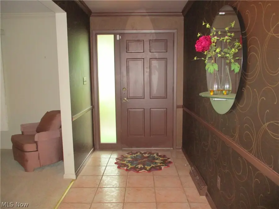 463 Arbor Circle, Youngstown, OH 44505 - #2