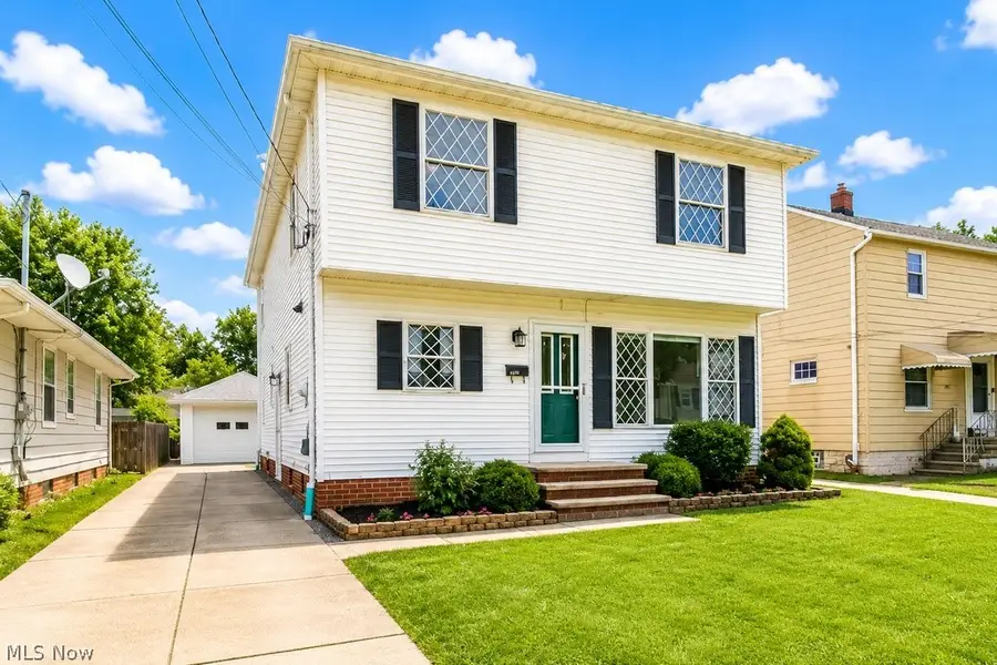 1565 Douglas Road, Wickliffe, OH 44092 - #2