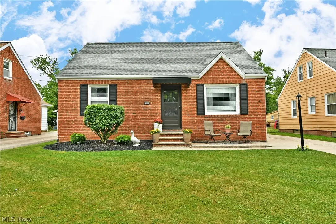 1239 Churchill Road, Lyndhurst, OH 44124 - #1