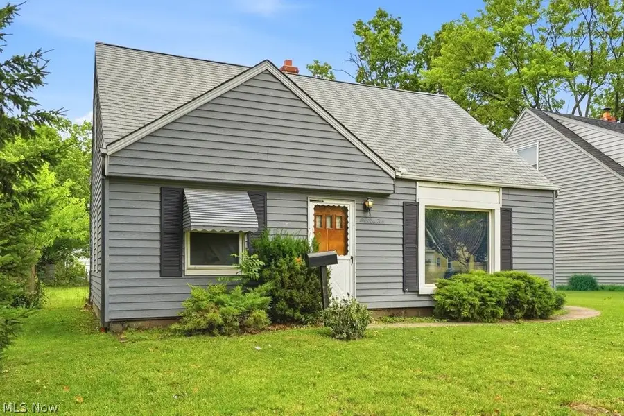 655 E 266th Street, Euclid, OH 44132 - #3