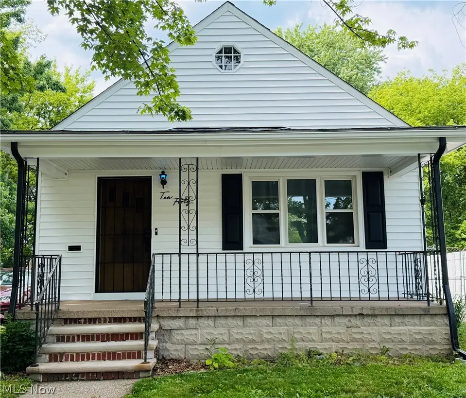 1040 W 18th Street, Lorain, OH 44052 - #1