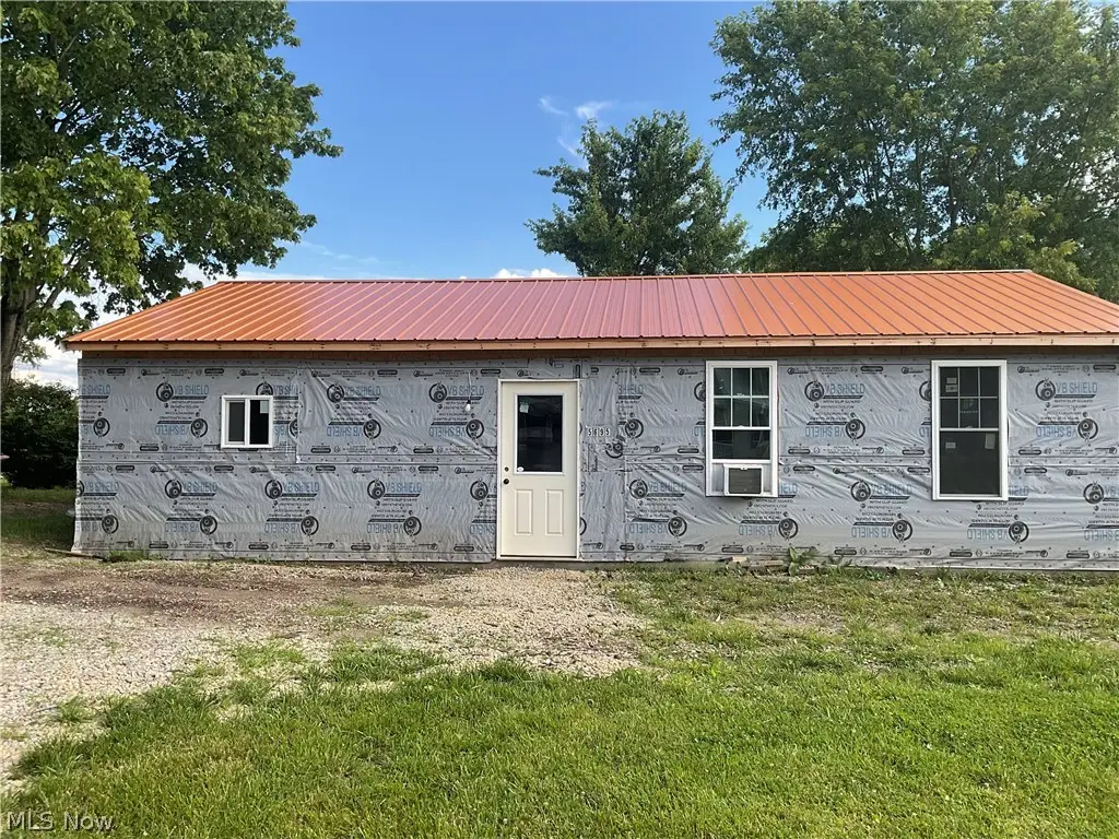 5695 County Rd 11, New Lexington, OH 43764 - #1