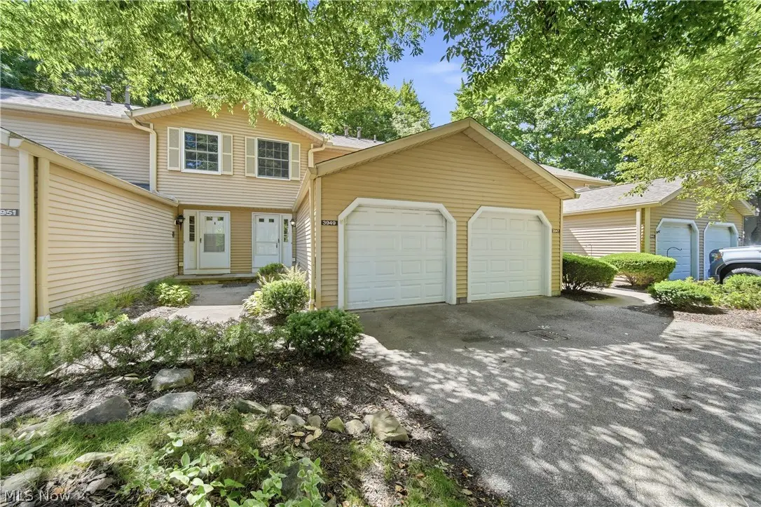 3949 Lake Run Boulevard, Stow, OH 44224 - #1