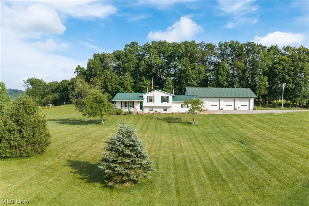 8175 Stover Sw Road, Sherrodsville, OH 44675 - #1