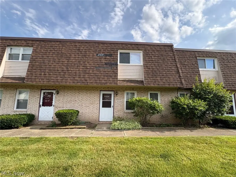 4245 Bennington Boulevard, Brunswick, OH 44212 - #2