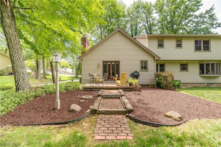 548 Squirrel Hill Drive, Youngstown, OH 44512 - #2