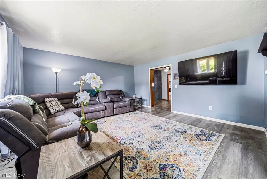7519 Pinehurst Drive, Mentor On The Lake, OH 44060 - #2