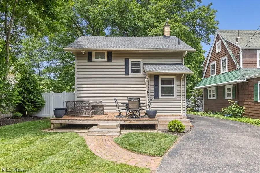 1052 Parkside Drive, Alliance, OH 44601 - #2