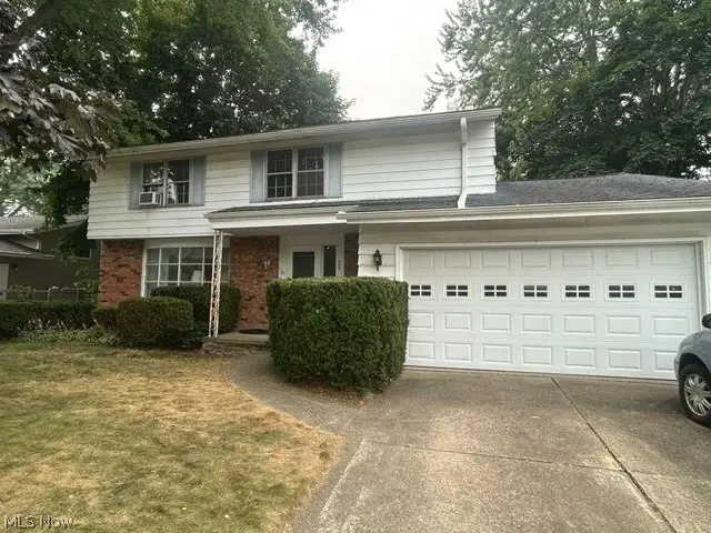 365 Wallace Drive, Berea, OH 44017 - #1