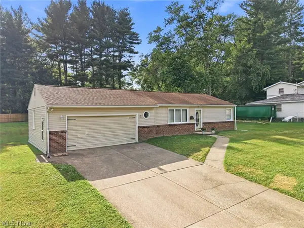937 Pineview Se Avenue, North Canton, OH 44720