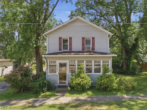 245 E Robinson Street, Shreve, OH 44676