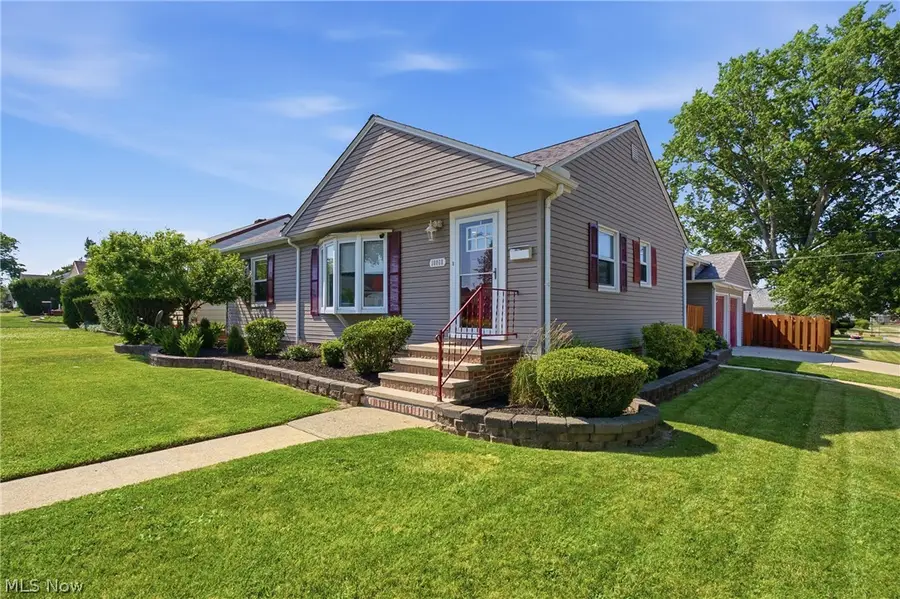 10860 Aaron Drive, Parma, OH 44130 - #3