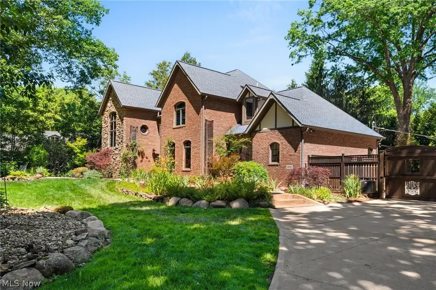 1920 Stockbridge Road, Akron, OH 44313 - #3