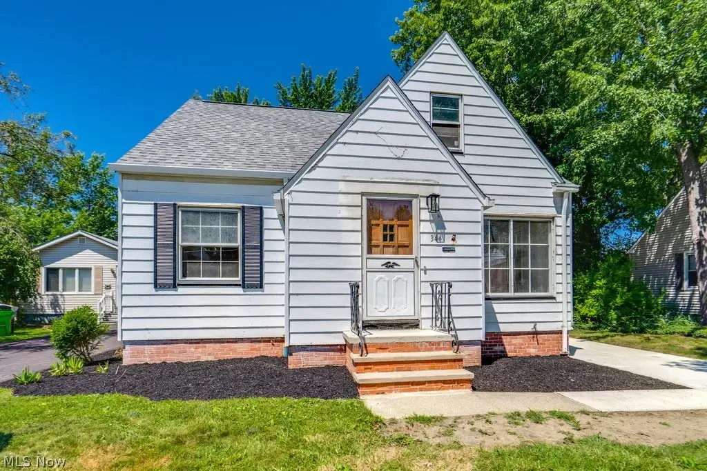 344 E 250th Street, Euclid, OH 44132 - #1