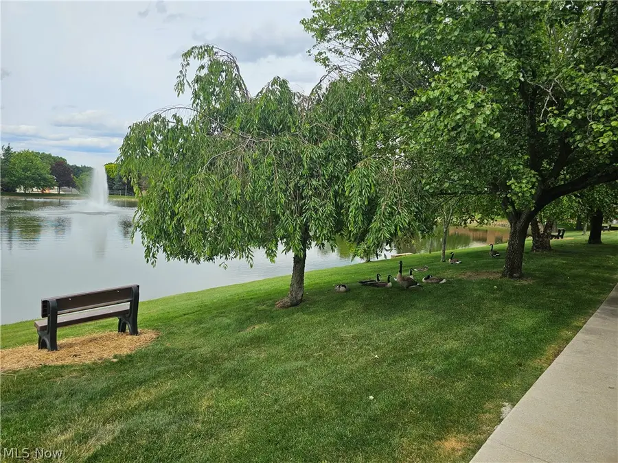 8605 Scenicview Drive #203, Broadview Heights, OH 44147 - #2