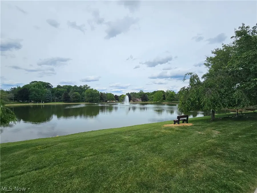 8605 Scenicview Drive #203, Broadview Heights, OH 44147 - #3