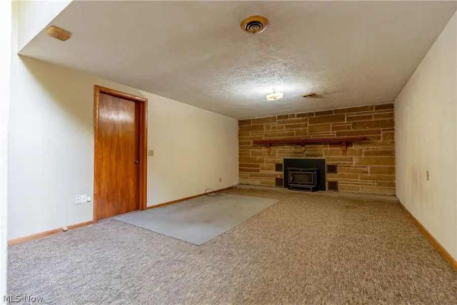 8944 Colton Nw Street, Massillon, OH 44646 - #2