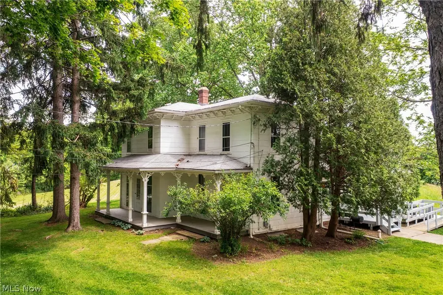 1740 W Comet Road, New Franklin, OH 44216 - #2