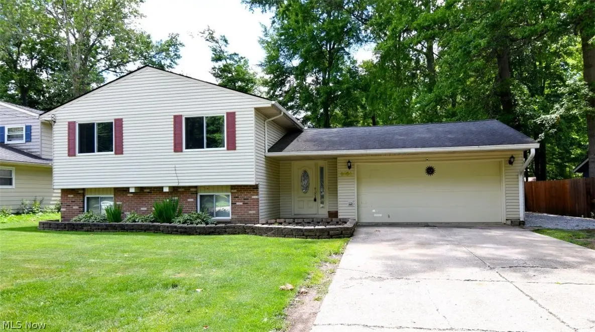 5454 Barton Road, North Olmsted, OH 44070 - #1