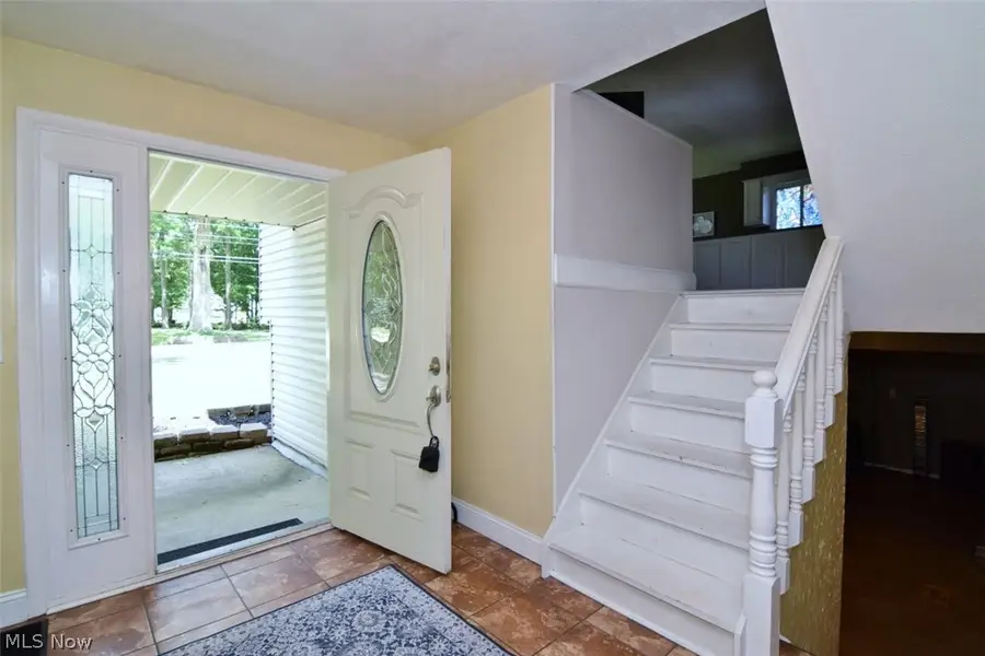 5454 Barton Road, North Olmsted, OH 44070 - #3