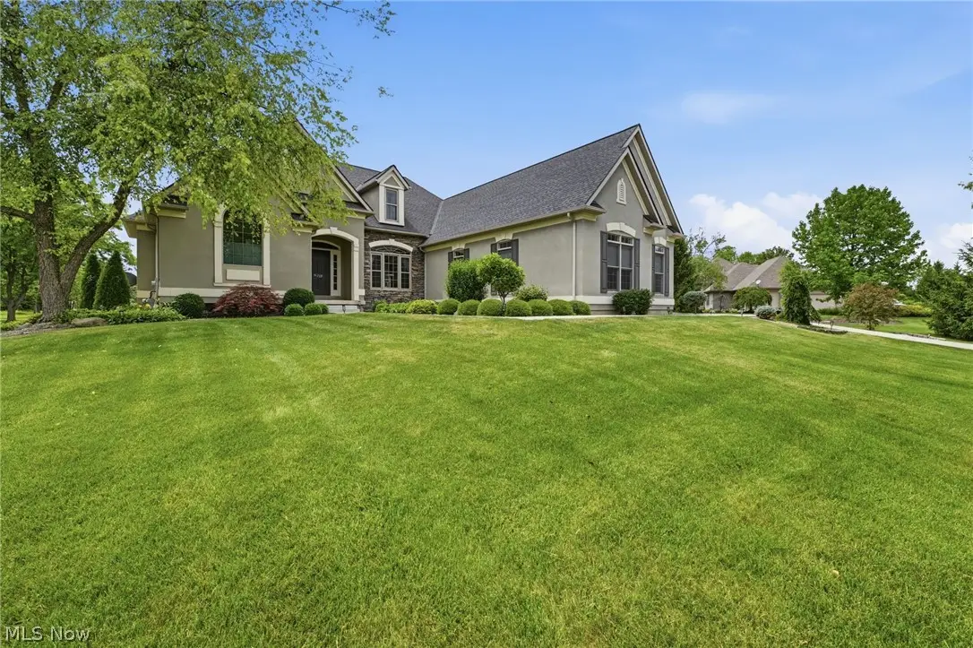 728 Pinewood Drive, Boston Heights, OH 44236 - #1
