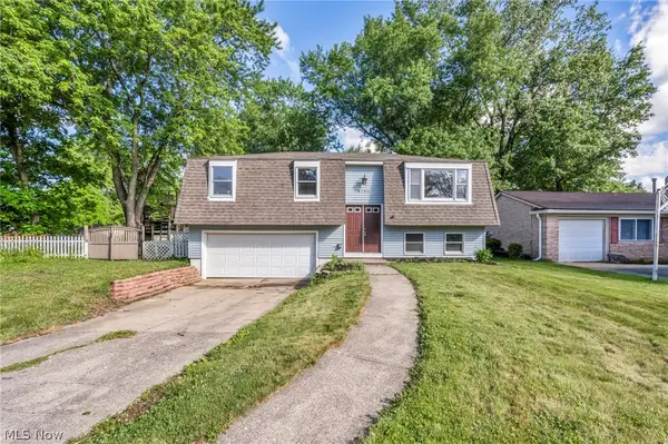 8742 Usher Road, Olmsted Twp, OH 44138