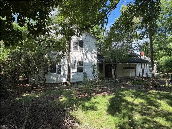 25625 Highland Road, Richmond Heights, OH 44143