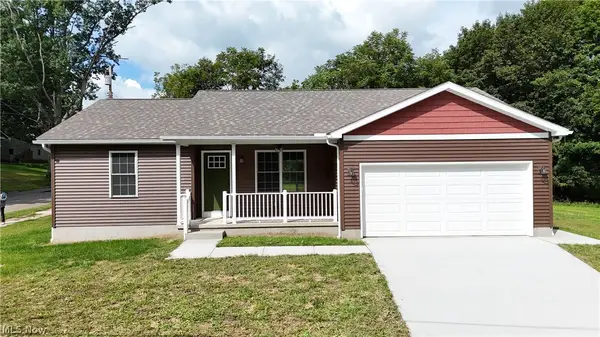 43 Narcissa Avenue, Struthers, OH 44471