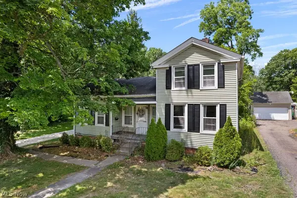 547 E Main Street, Ravenna, OH 44266