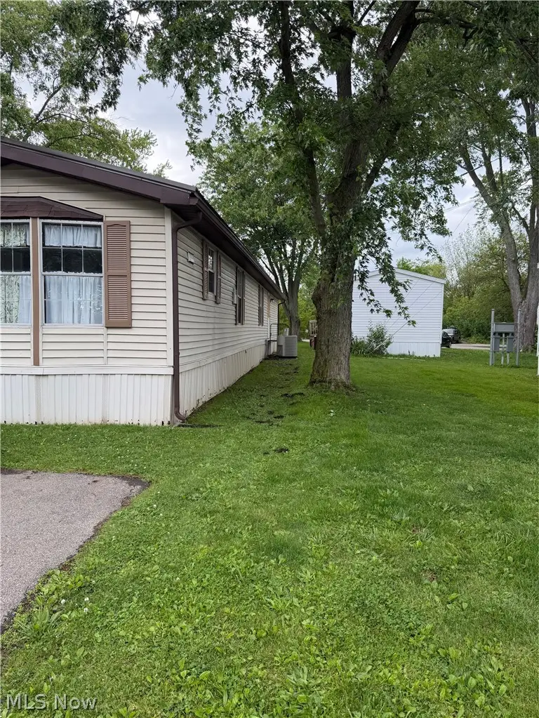1520 Orange Road #131, Ashland, OH 44805 - #2
