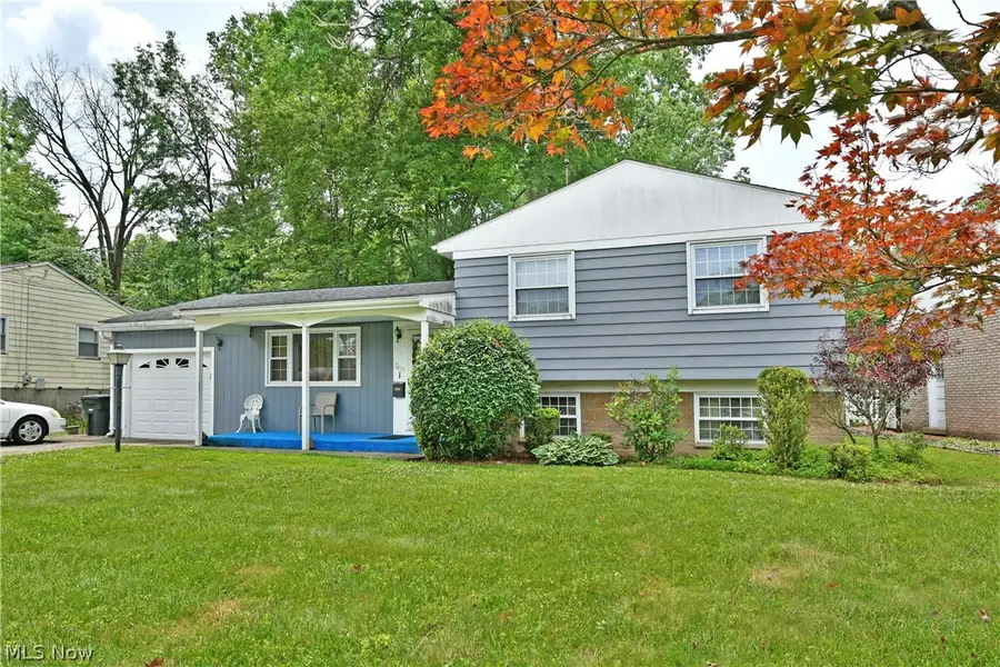 2475 Beal Nw Street, Warren, OH 44485 - #2