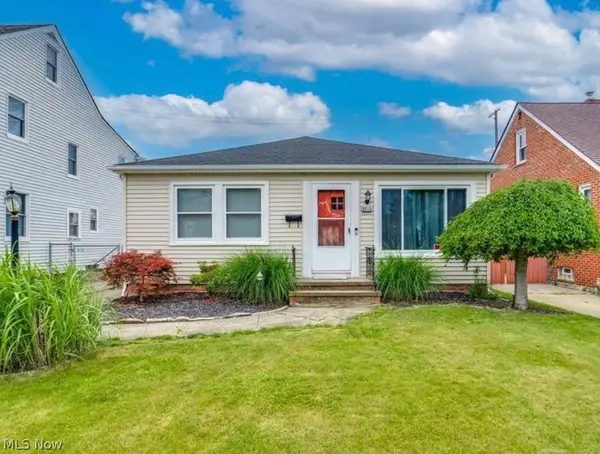 6415 Pelham Drive, Cleveland, OH 44129