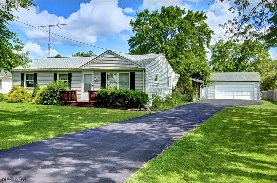 3785 Sanford Drive, Brunswick, OH 44212 - #3