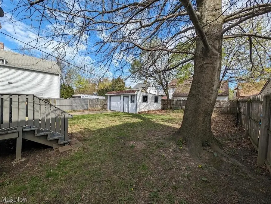 18707 Shawnee Avenue, Cleveland, OH 44119 - #2