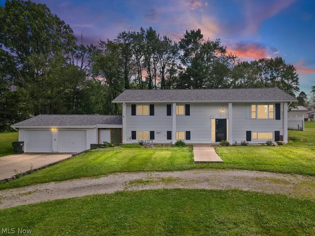 6410 Westmore Street, Louisville, OH 44641 - #1
