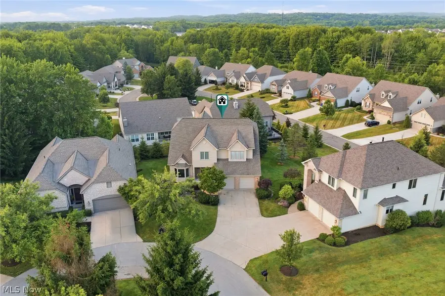 585 Burgess Circle, Aurora, OH 44202 - #2