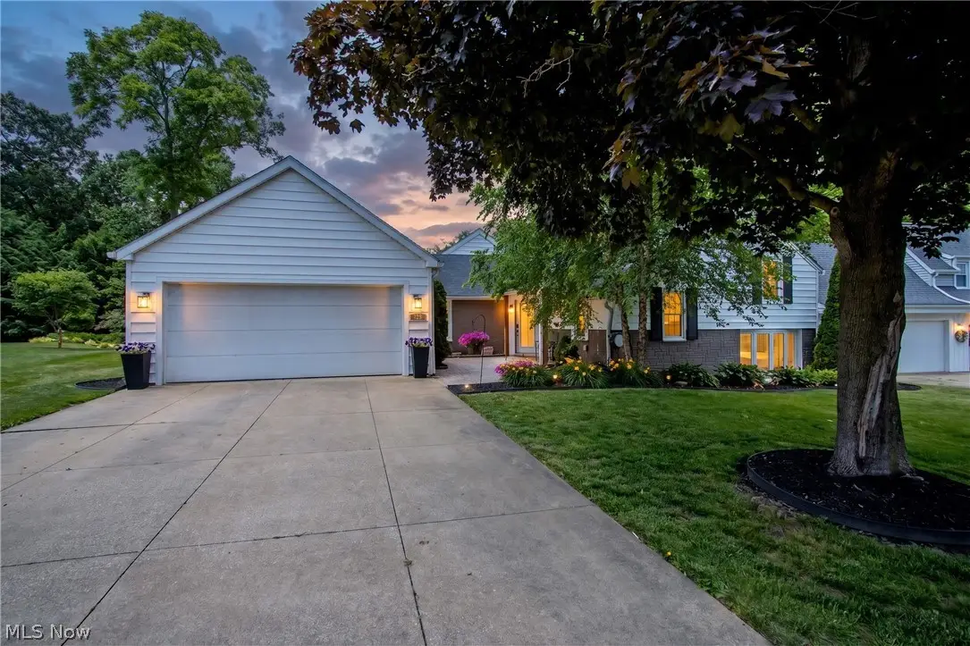 733 Phillips Ne Road, Massillon, OH 44646 - #1