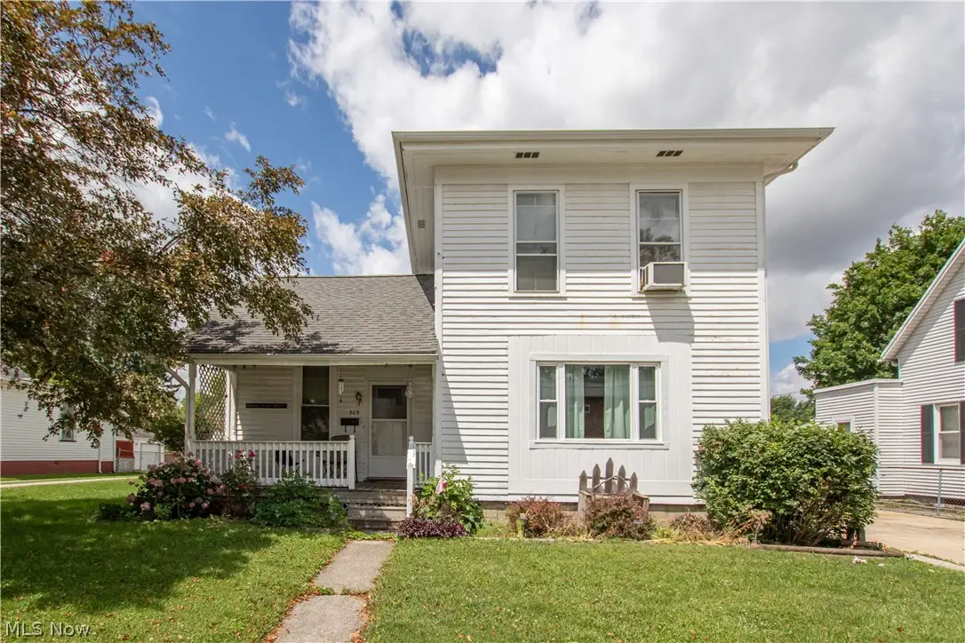 909 Maple Street, Bucyrus, OH 44820 - #1