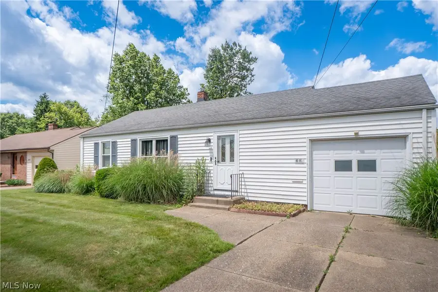 3835 Bernard Nw Avenue, Canton, OH 44709 - #2