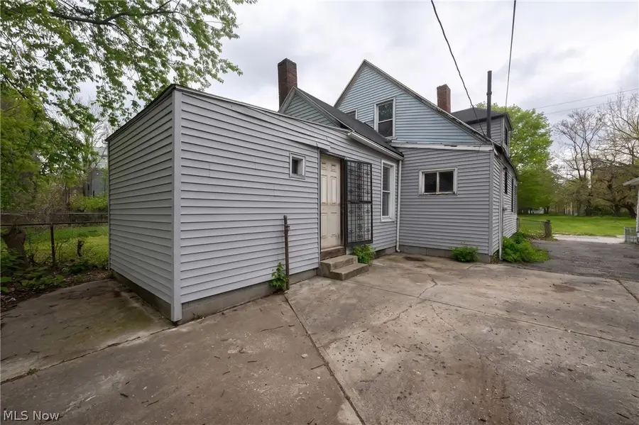 1266 E 102nd Street, Cleveland, OH 44108 - #3