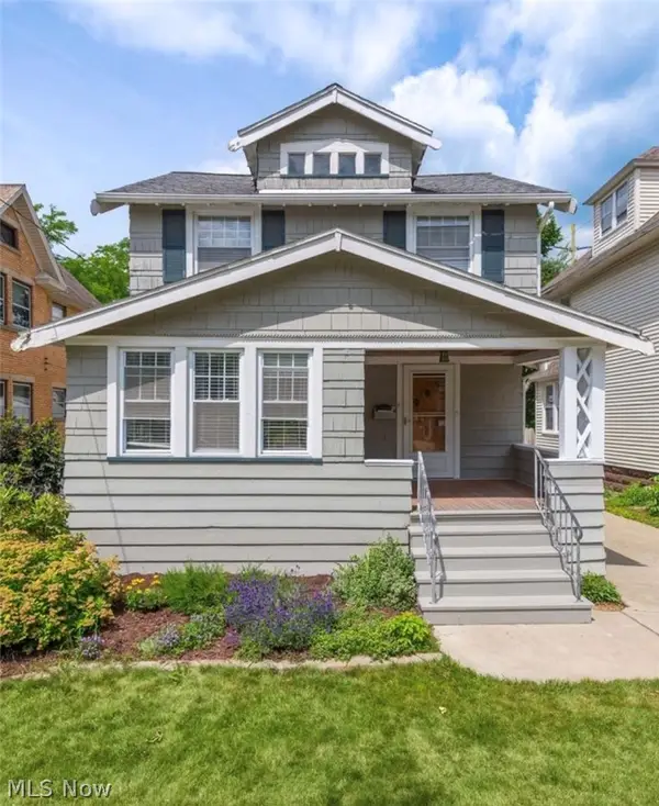 1328 Granger Avenue, Lakewood, OH 44107
