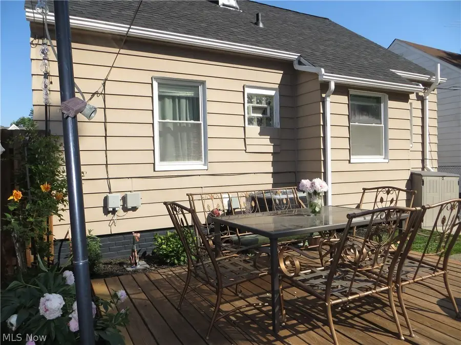 4347 Redding Road, Cleveland, OH 44109 - #3