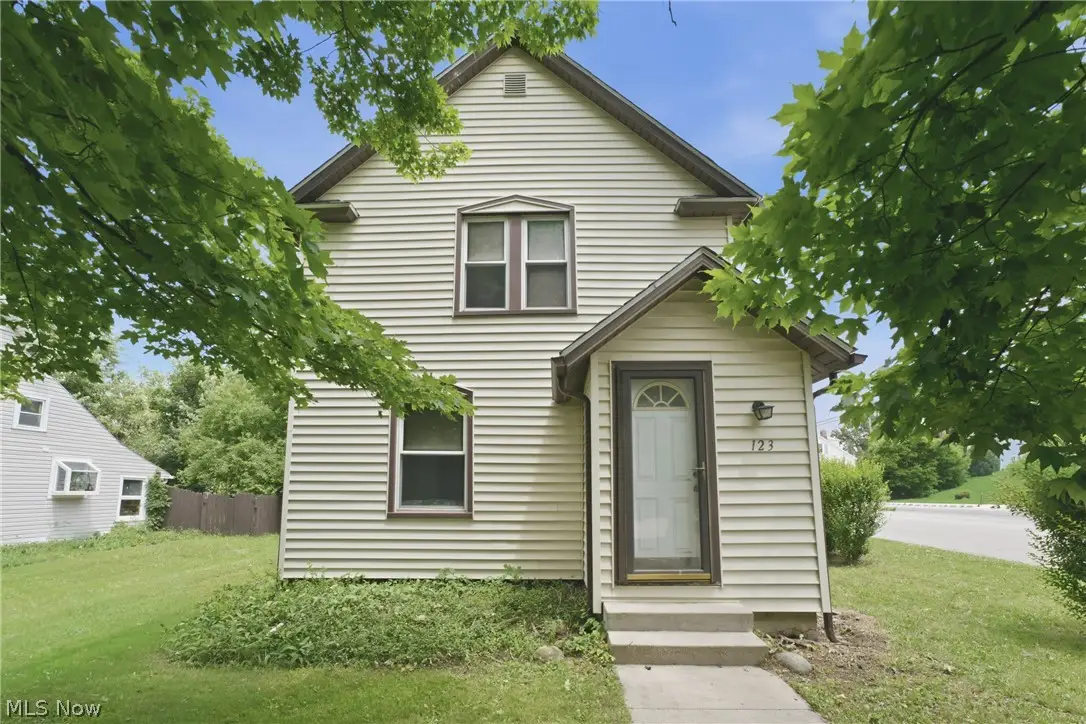 123 E State Street, Barberton, OH 44203 - #1