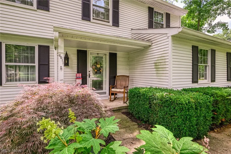 6011 Bradford Way, Hudson, OH 44236 - #2