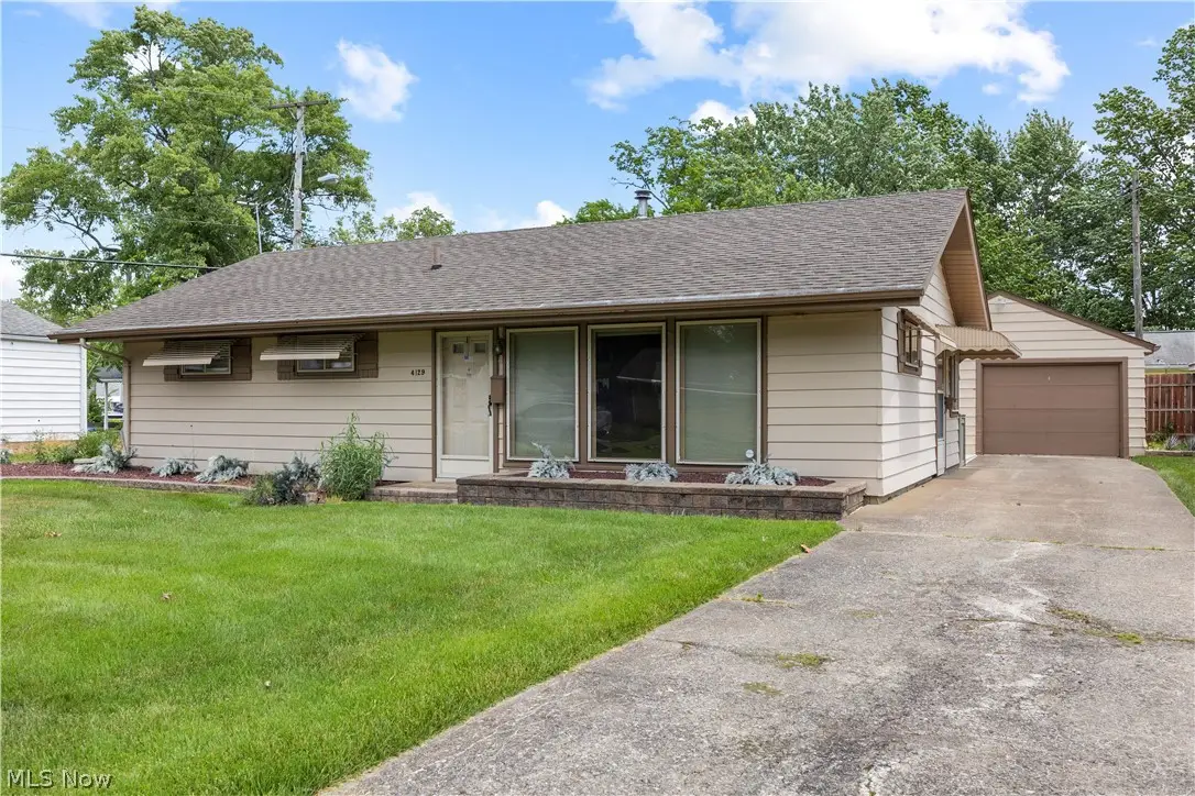 4129 Palm Avenue, Lorain, OH 44055 - #1