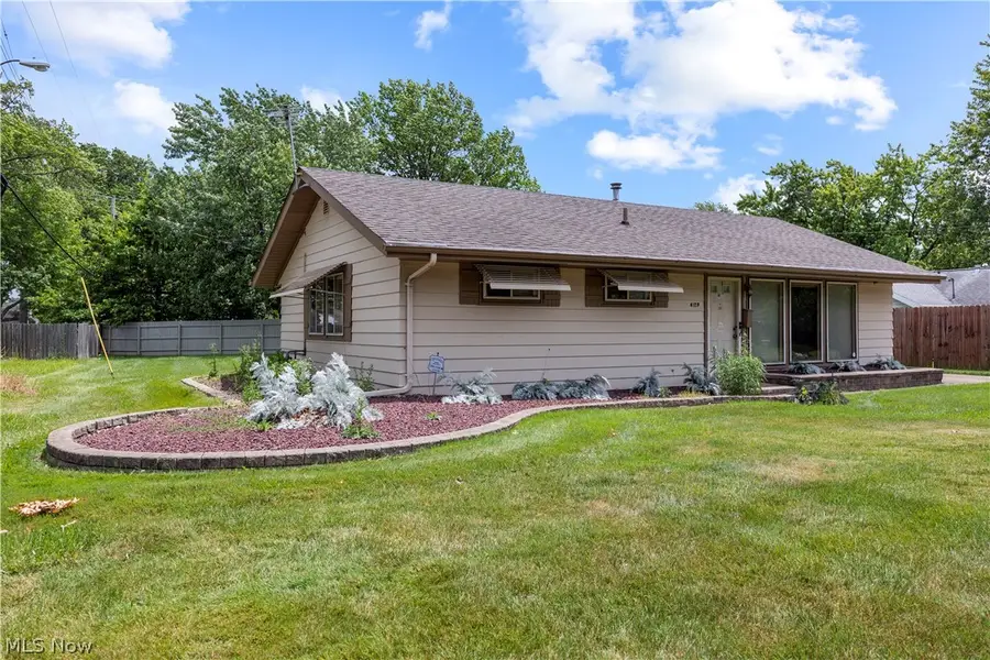 4129 Palm Avenue, Lorain, OH 44055 - #2