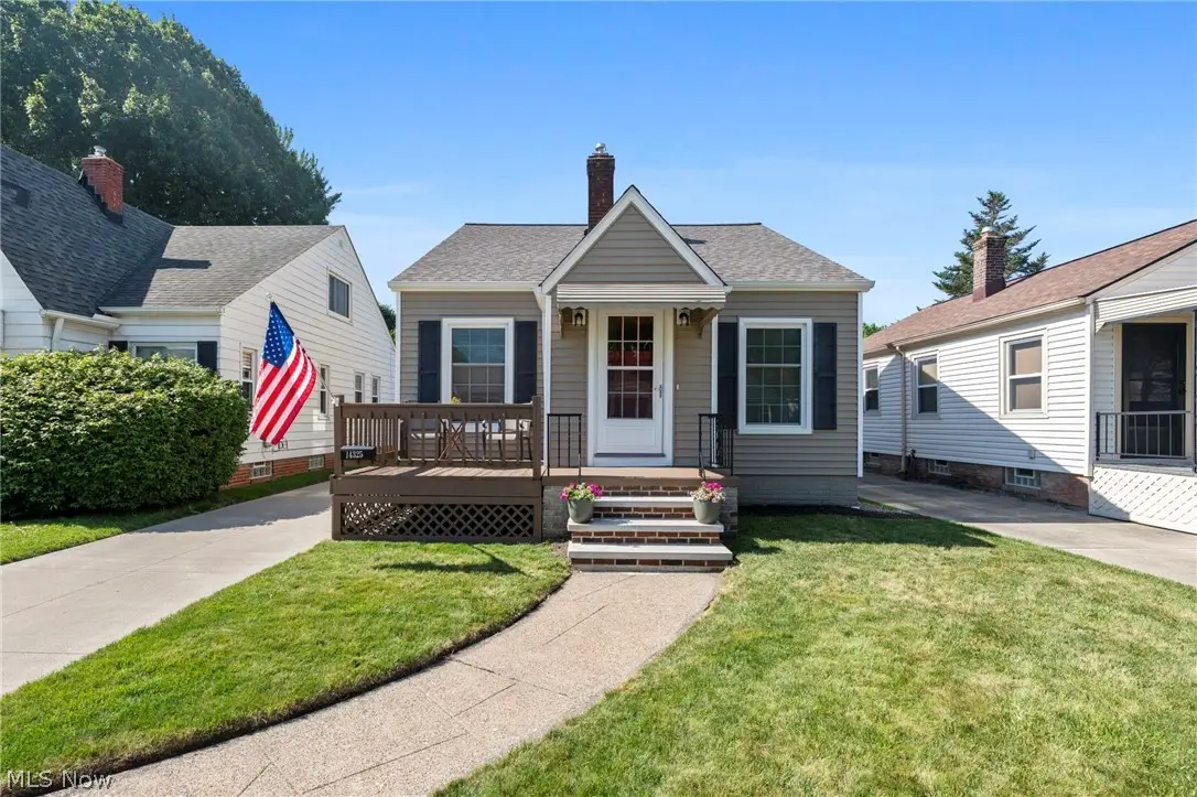14325 Birchwood Avenue, Cleveland, OH 44111 - #1