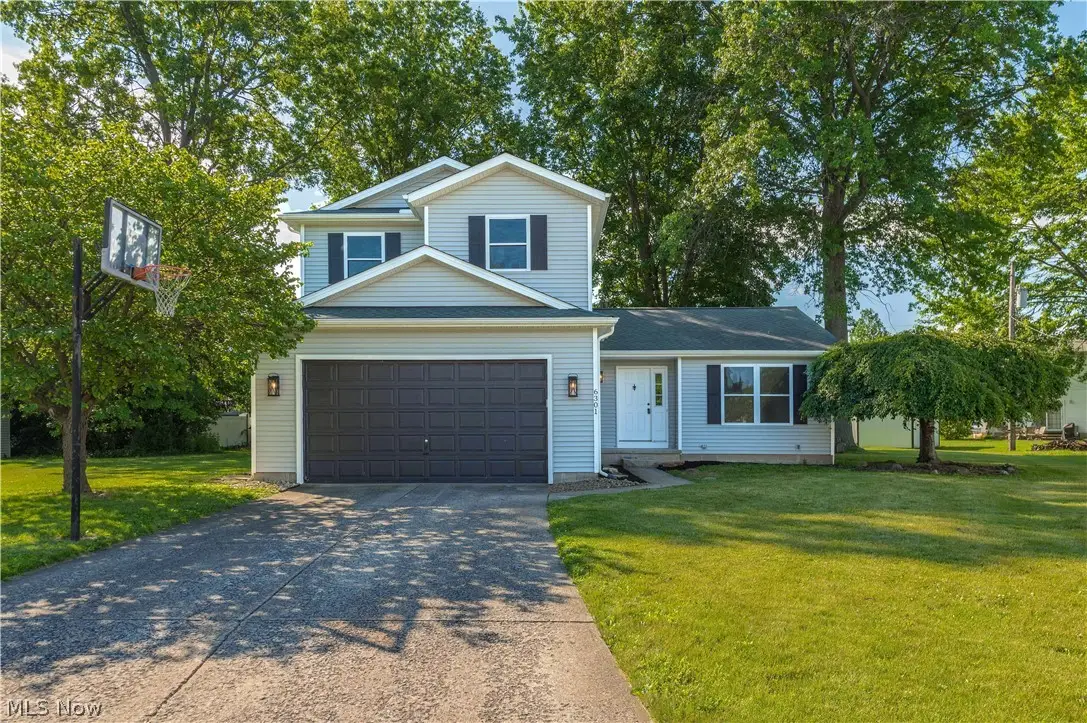 6301 Fiesta Court, Lorain, OH 44053 - #1