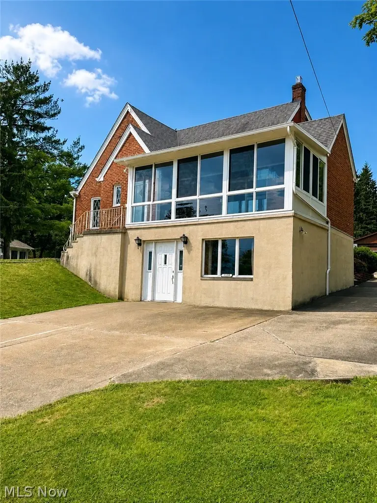 1359 W Sprague Road, Broadview Heights, OH 44147 - #2